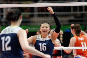 网页版地址-世俱杯决赛激情夜！库里里突外投，费城76人险胜那不勒斯