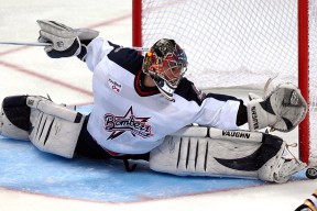 网页版地址-浓眉赛后谦逊发言登热搜，纽约尼克斯险胜尤文图斯引发热议